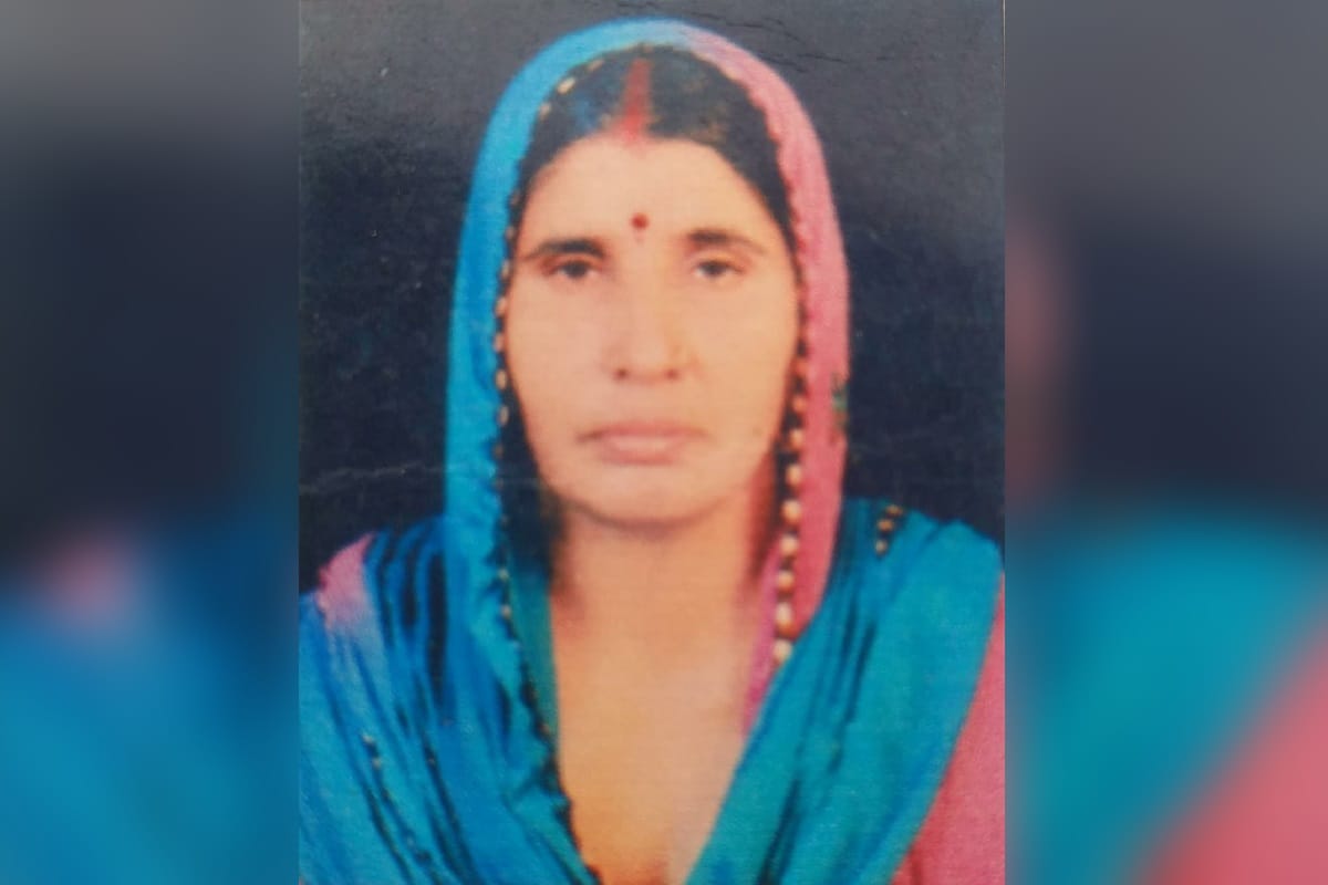 UP News: Five bodies were cremated in a village of Rohta at Meerut city
