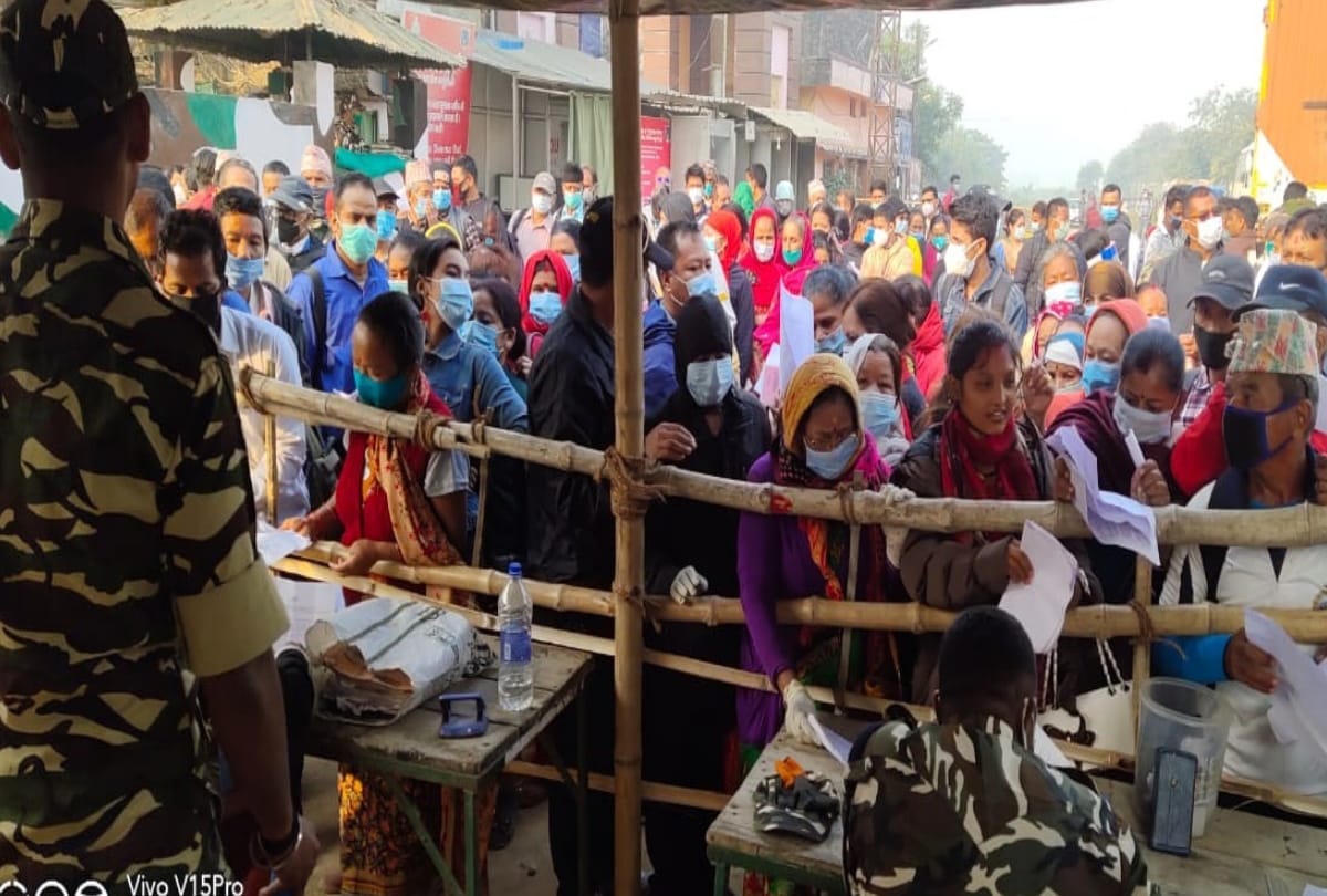 Gurkha reach india nepal border after Lockdown ends in Nepal