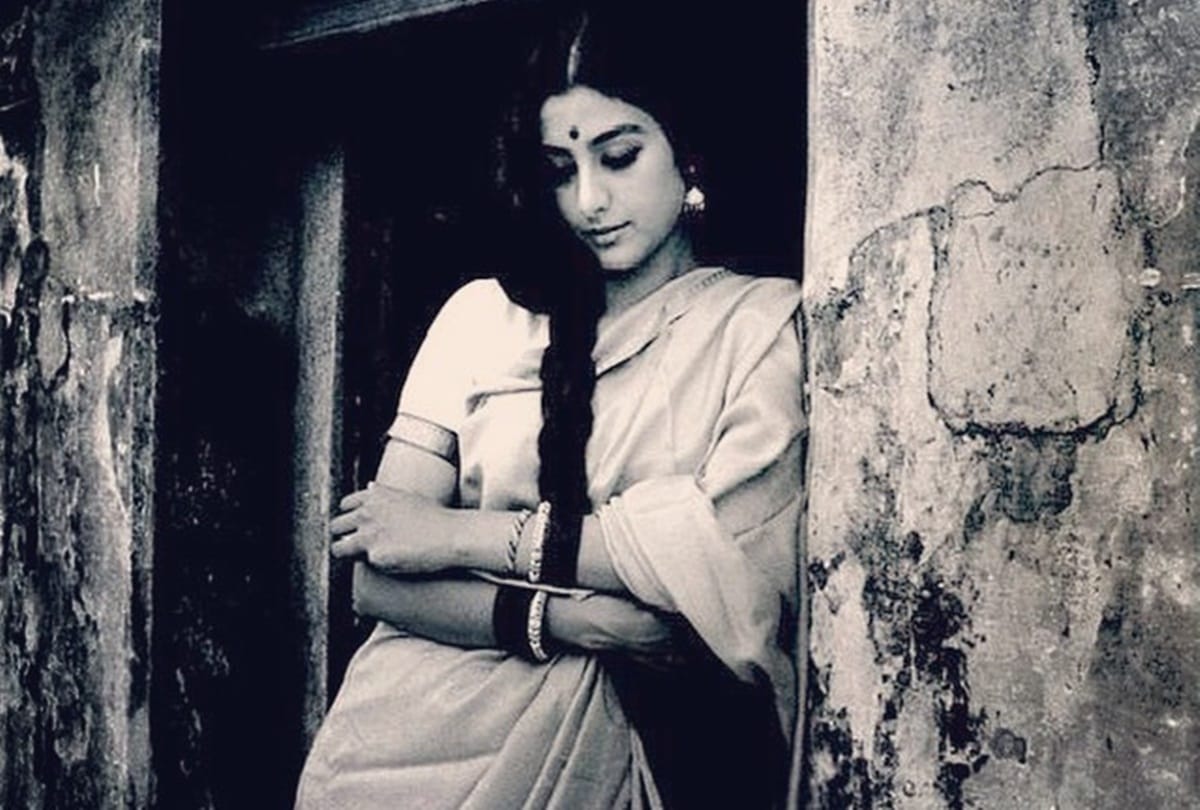 Tabu Birthday Special Here is Actress Childhood Photos See Then and Now Look