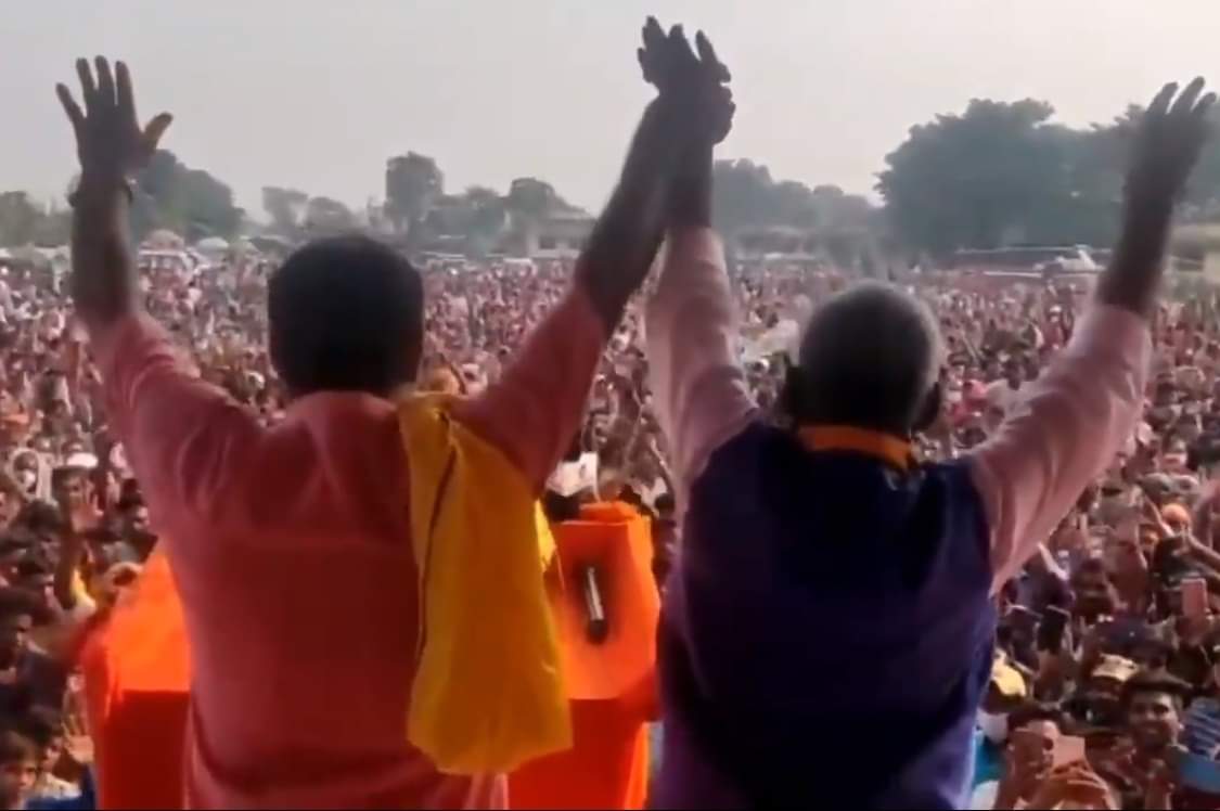 Bhojpuri singer pawan singh curious case bihar elections 2020 manoj Tiwari gathers crowd