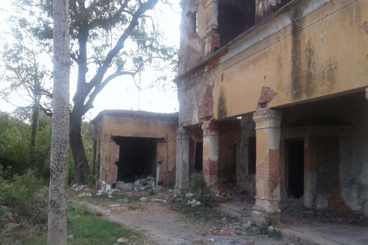 bhoot bangla meerut, haunted house in meerut is included in top ten horror place of india