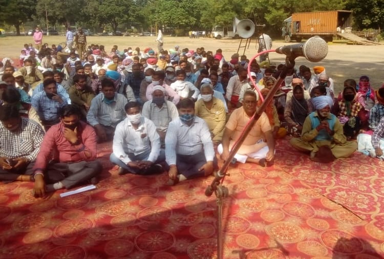 Chandigarh News in Hindi: employees rally at Sector-17 in Chandigarh