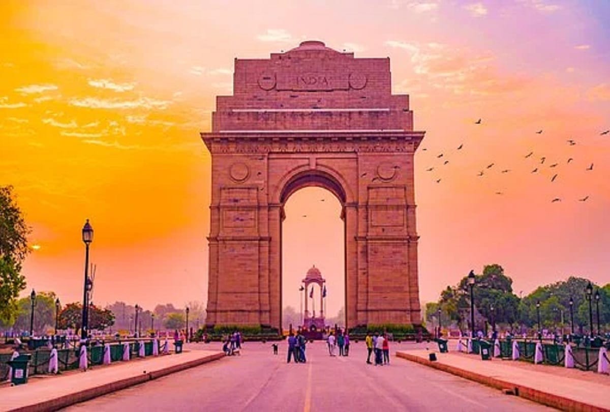 There are crores of bungalows of these five billionaires in Lutyens zone of Delhi