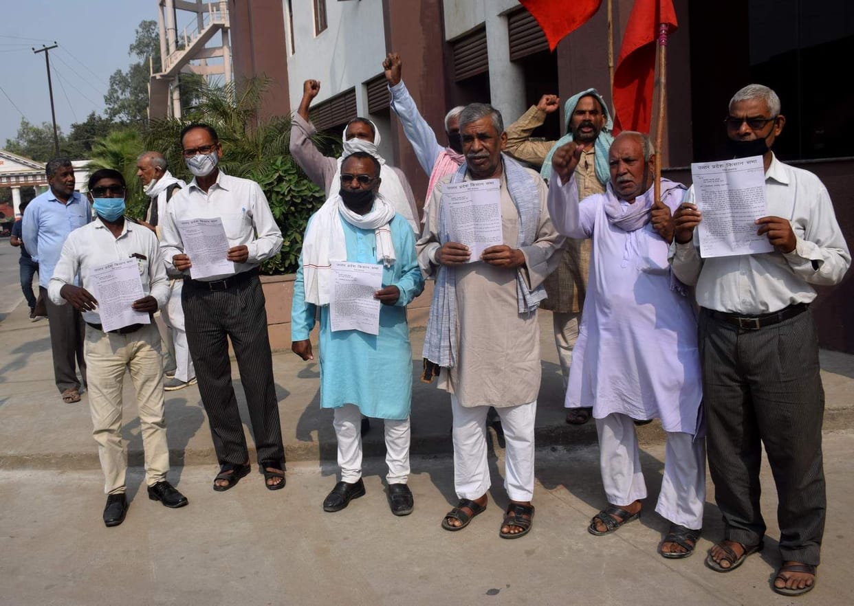Kisan Sabha protested demanding withdrawal of anti-farmer law