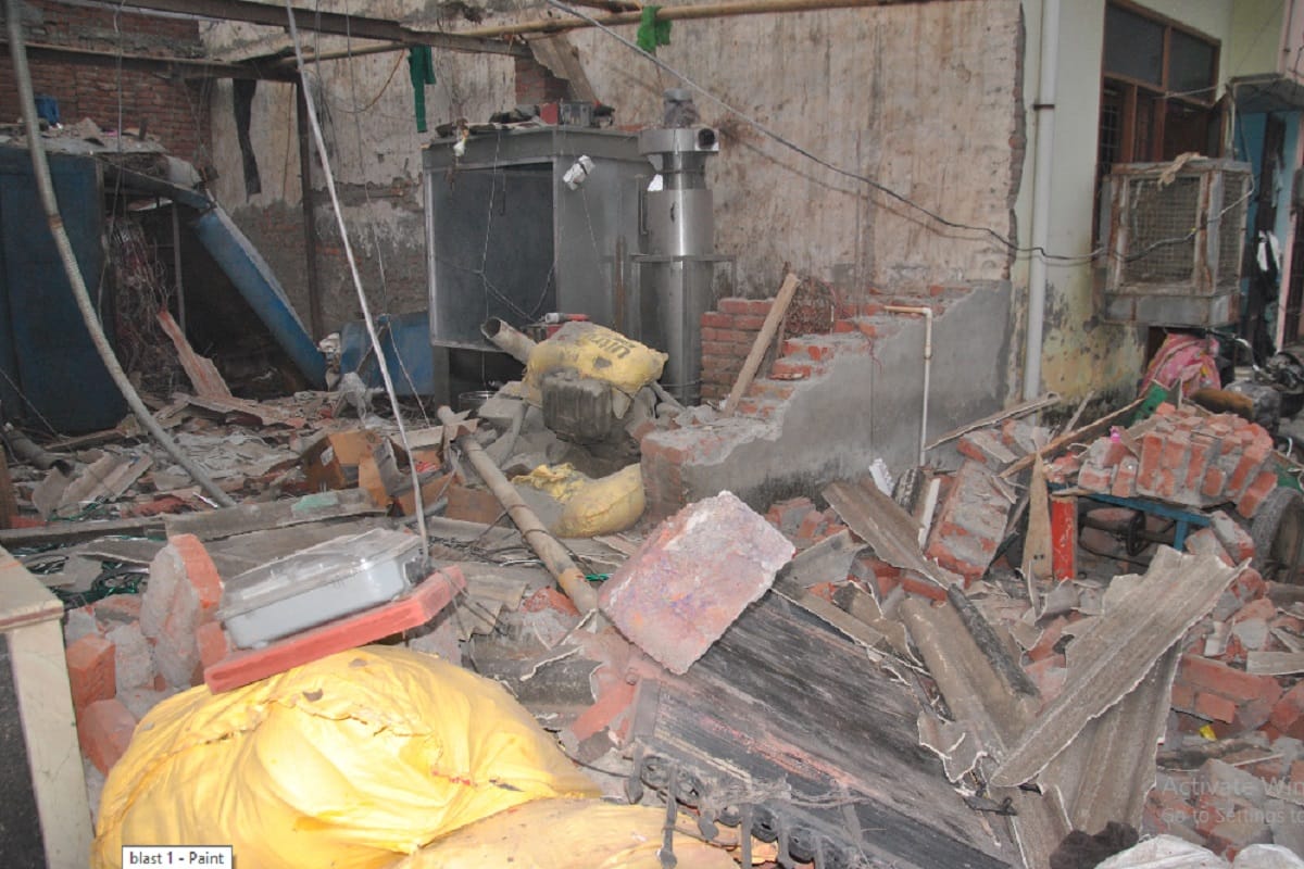 UP News: Blast in a factory at Meerut and three people injured and see photos