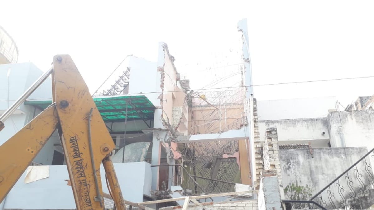 photos of Mukhtar ansari closest meraj home demolished in varanasi
