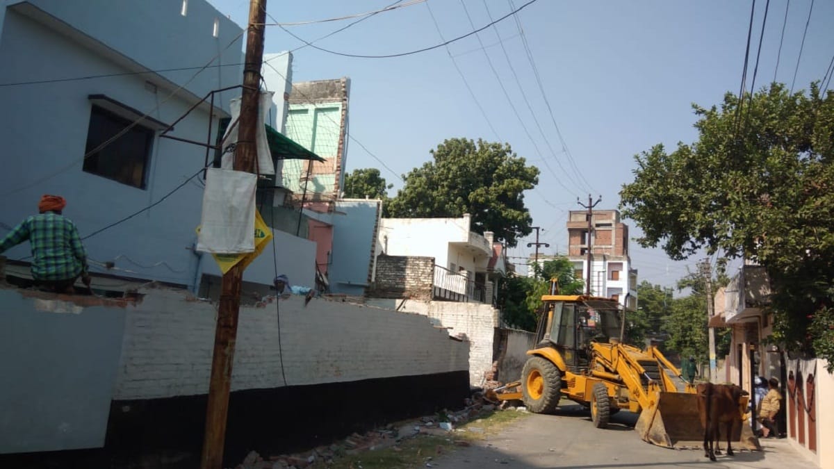 photos of Mukhtar ansari closest meraj home demolished in varanasi