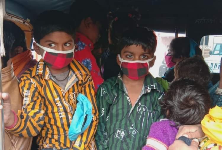 Attari- Wagah Border: 125 Pak citizens returned to Pakistan from India