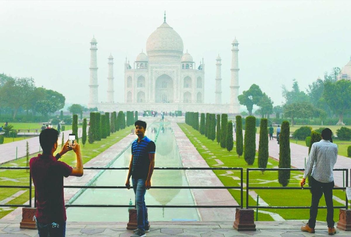 Taj Mahal online tickets sold in black in agra