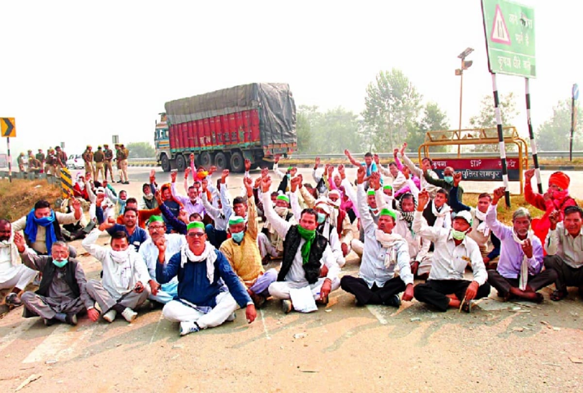Farmers took to the streets to protest against agricultural laws, highway jammed
