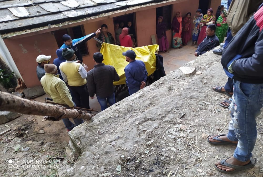 Uttarakhand Latest News: Leopard attack on Dog and Locked Together into Room in Bageshwar, see photos