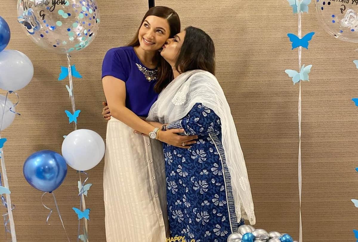 Awez Darbar Zaid Darbar And Bigg Boss 7 Winner Gauhar Khan viral video gives Family goals