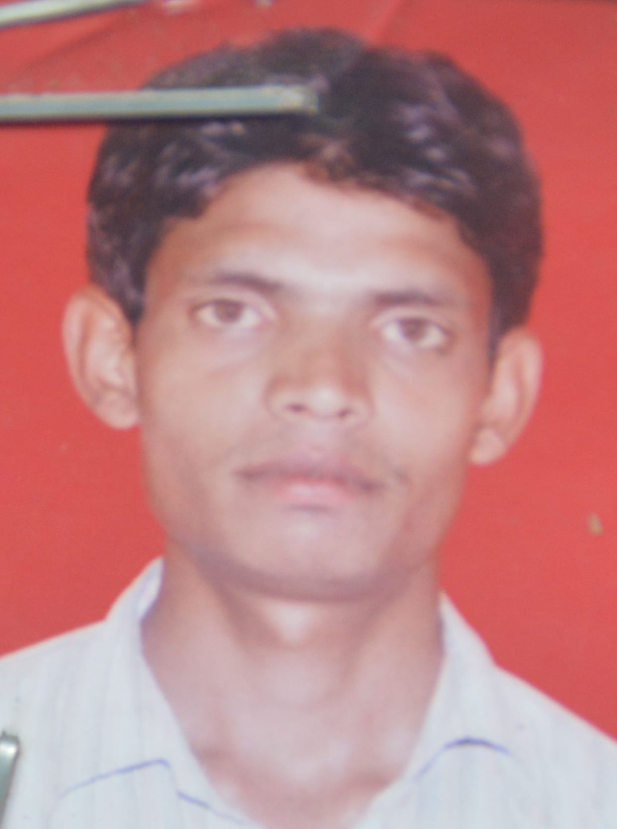 Youth commits suicide when his wife does not come