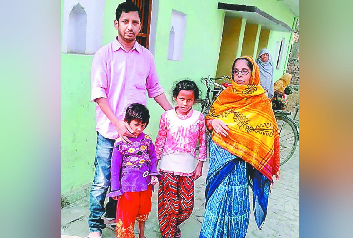 Gorakhpur Cracker Blast News: illegal cracker factory blast update news tow innocent girls panic after four people death