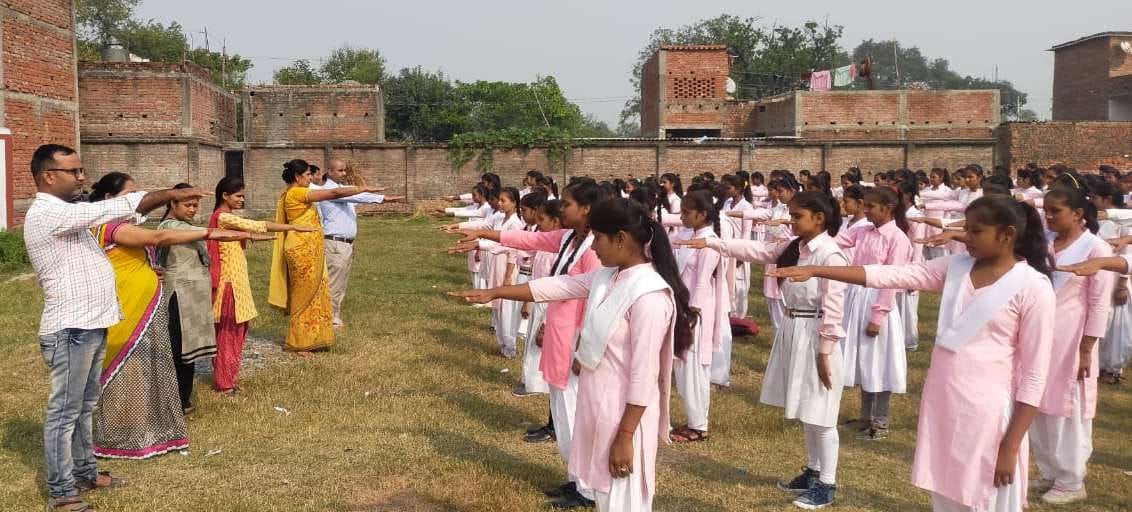 Students swear not to burn firecrackers