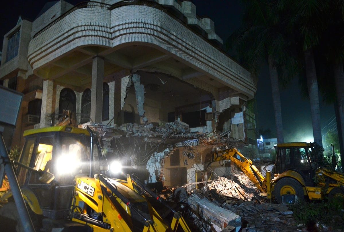 Bulldozer on Gyanpur MLA Vijay Mishra's house worth crores, PDA lands