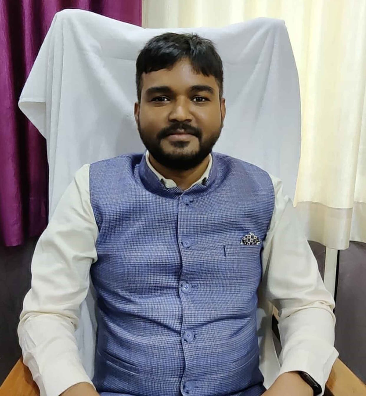 Municipal Commissioners will meet people in the municipal corporation on Monday, Wednesday and Friday