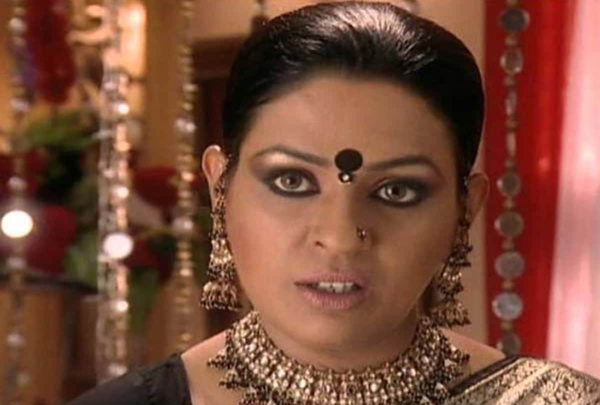 From Komolika to Ramola these vapms gained more popularity than lead actresses