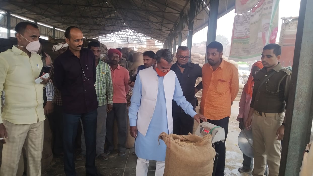 Minister angry over irregularities in paddy purchase