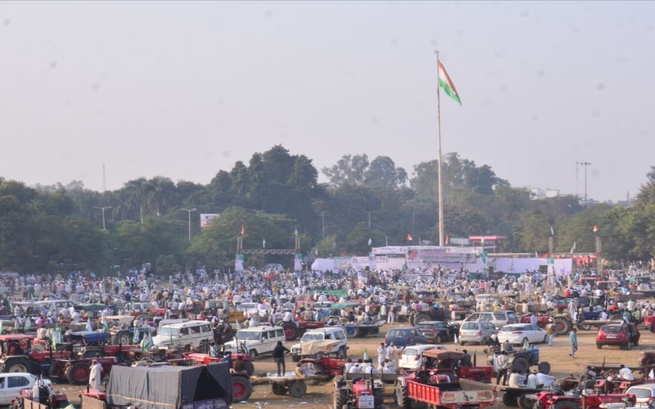 Bhakyu mahapanchayat in Muzaffarnagar, farmers agitated against administration