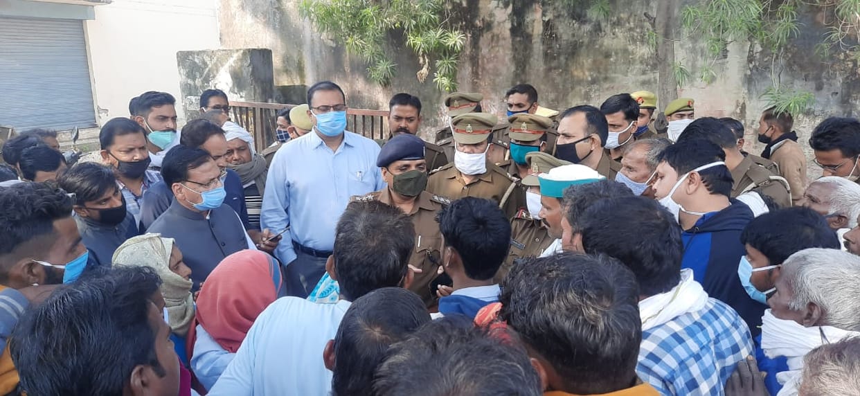 Uproar at the power house due to the death of a contract worker