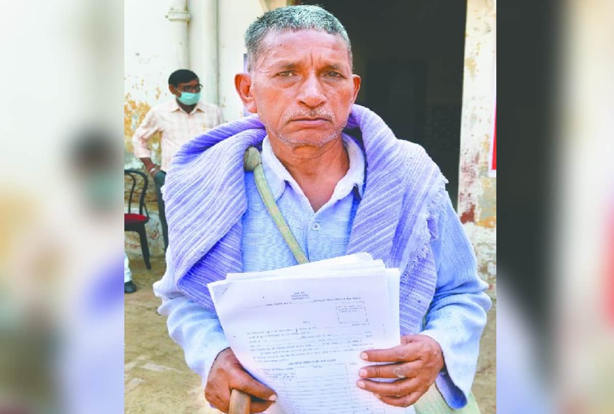 mlc election up 2020 Hasanuram Ambedkari files nomination for election 90th time in agra