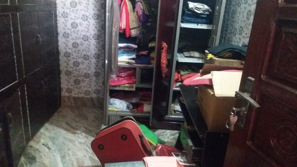 roorkee news: loot in bhagwanpur, police inspection is on