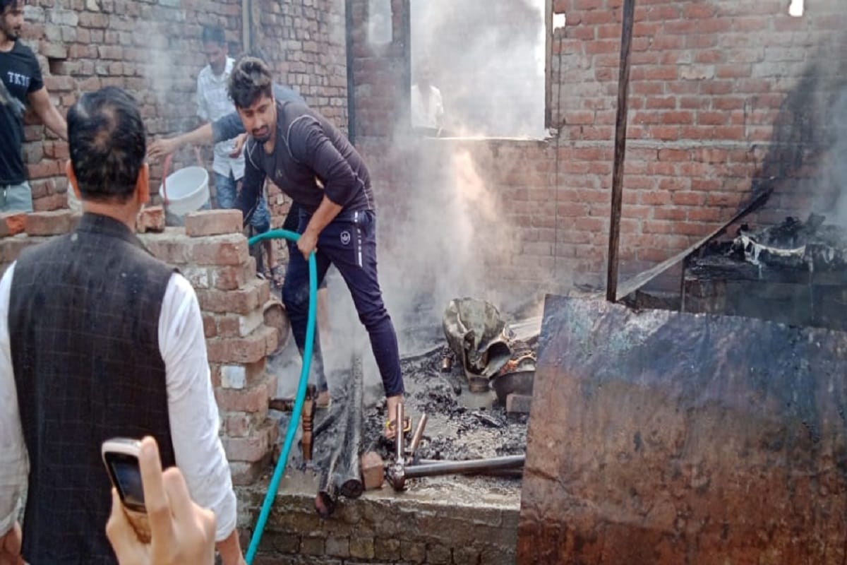 Shamli News in Hindi: Blast in Gas cylinder in Shamli