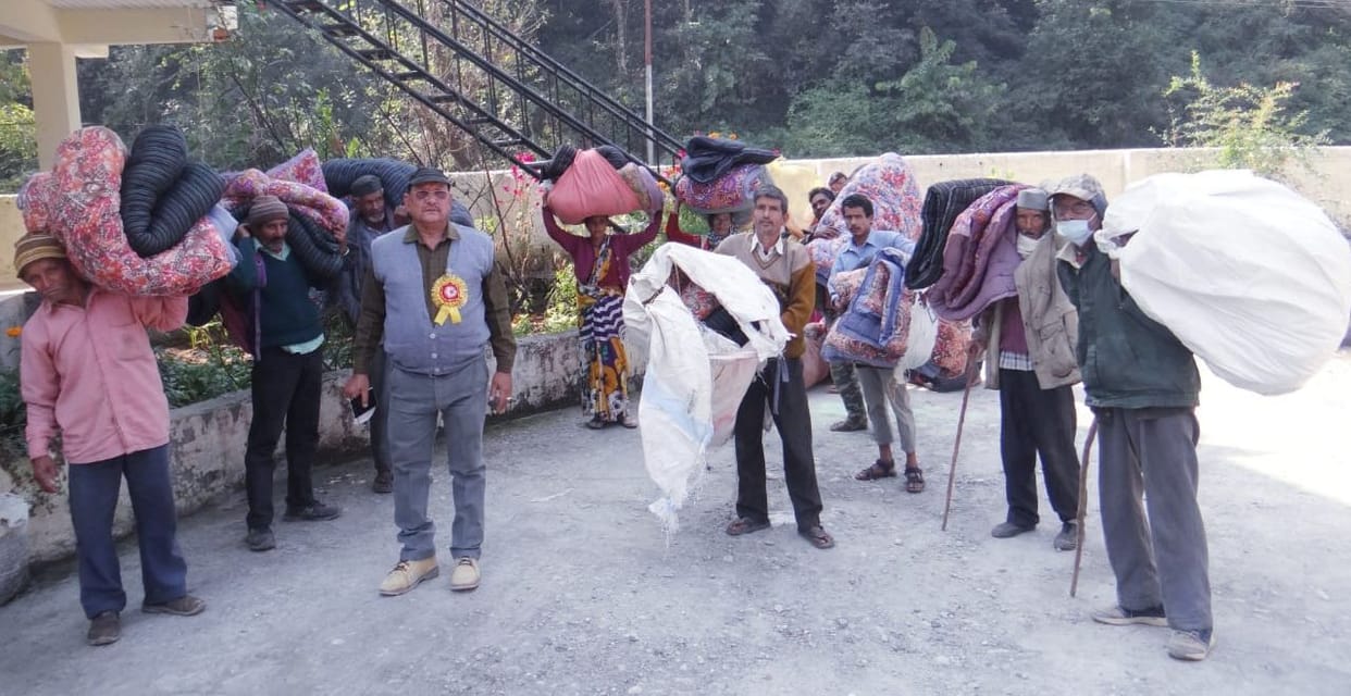 Helped the poor by distributing quilts and mattresses