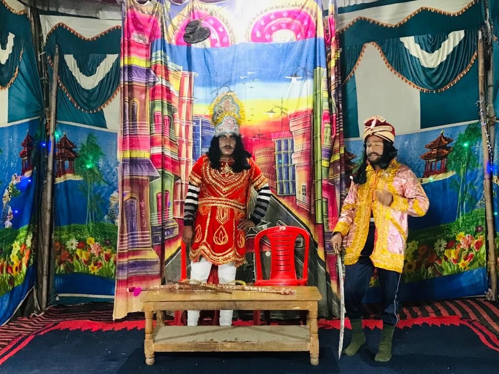 Rama bowing to Shiva and becoming Sita