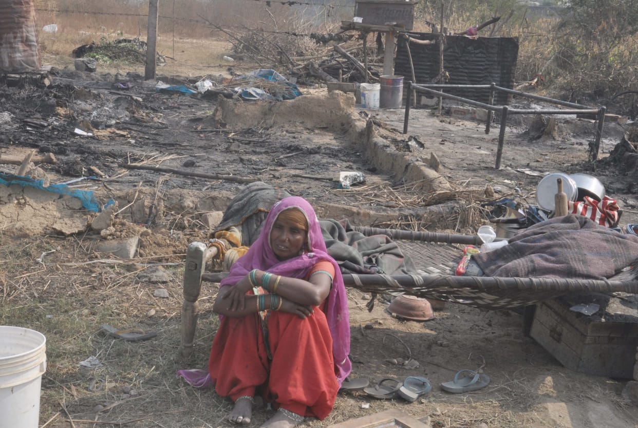 Three huts burned to ashes in 10 minutes due to fire