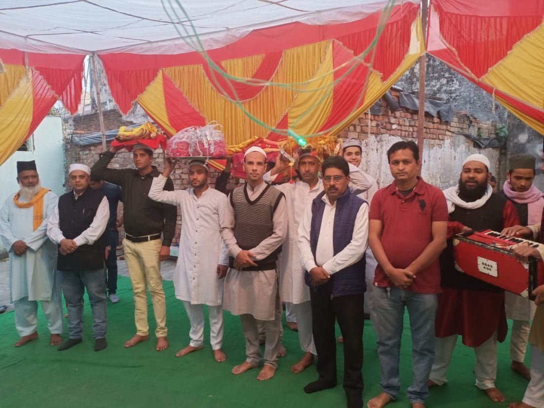Dada Mian's Urs started with Chadarposhi