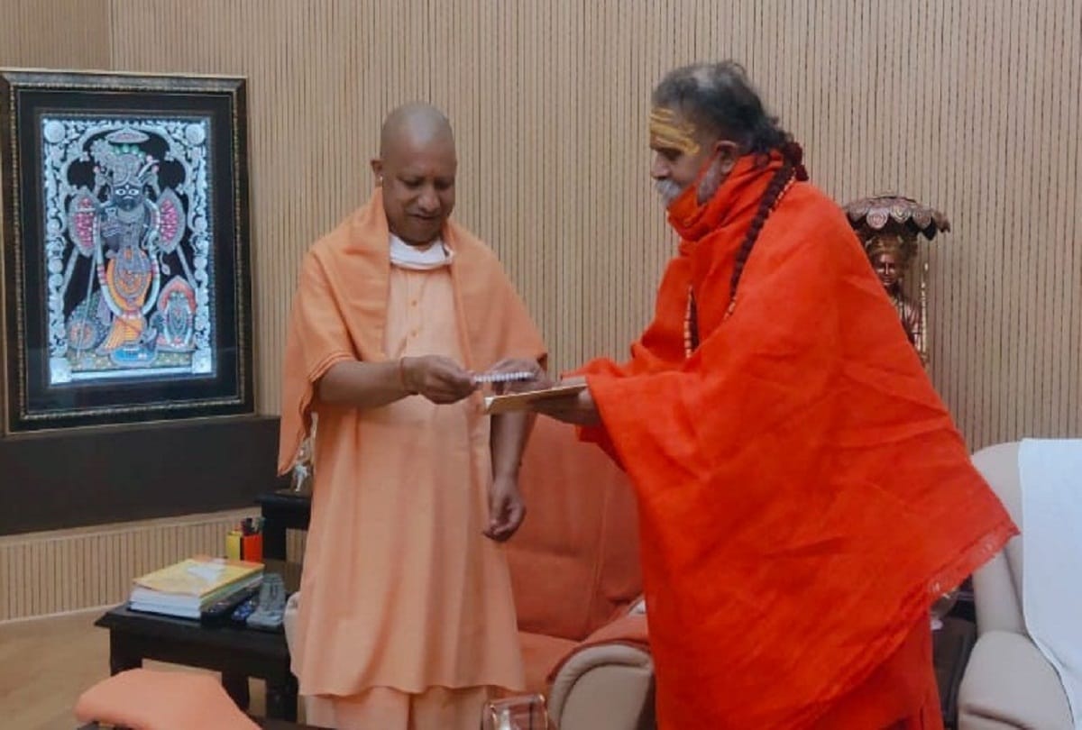 Akhara parishad angry over stopping preparations for Prayagraj Magh Mela, Narendra Giri complains to CM Yogi Aditynath