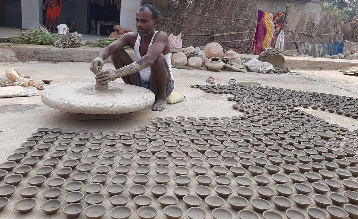 kumhaar ko roojgaar nahi