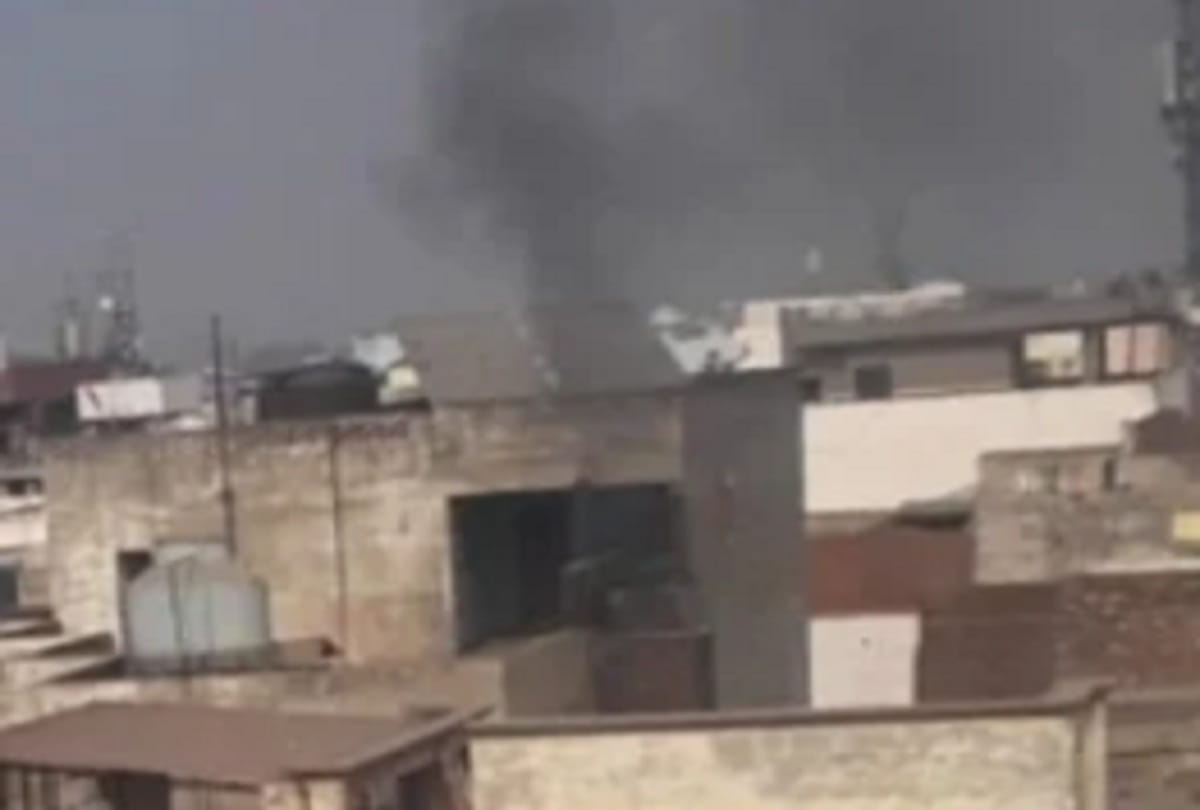 crisis on breath from illegal brass furnace
