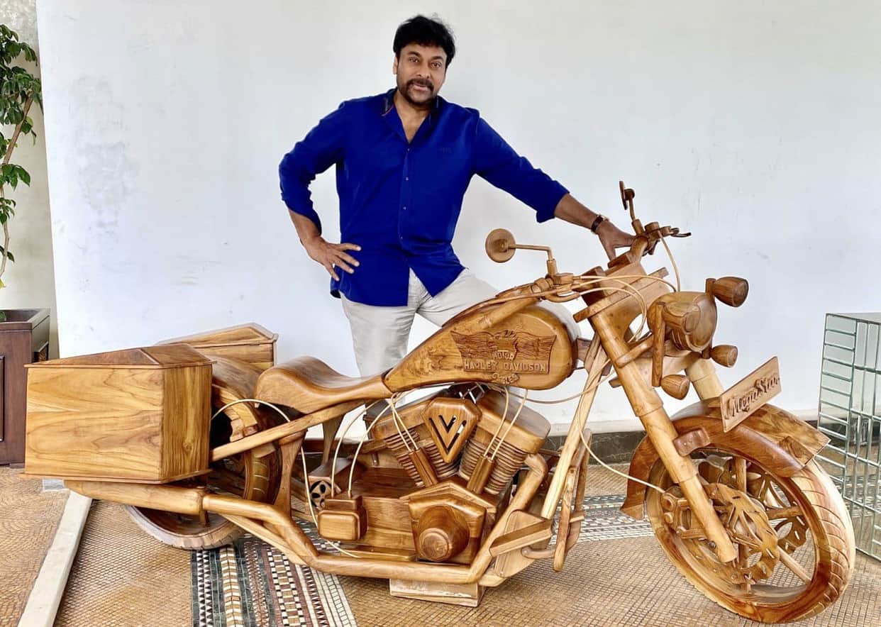 Mega Star Chiranjeevi tested positive for COVID 19 He is under home quarantine