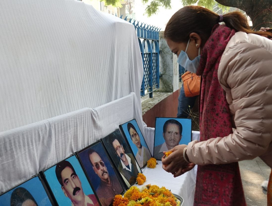 Tributes paid to martyrs on Foundation Day