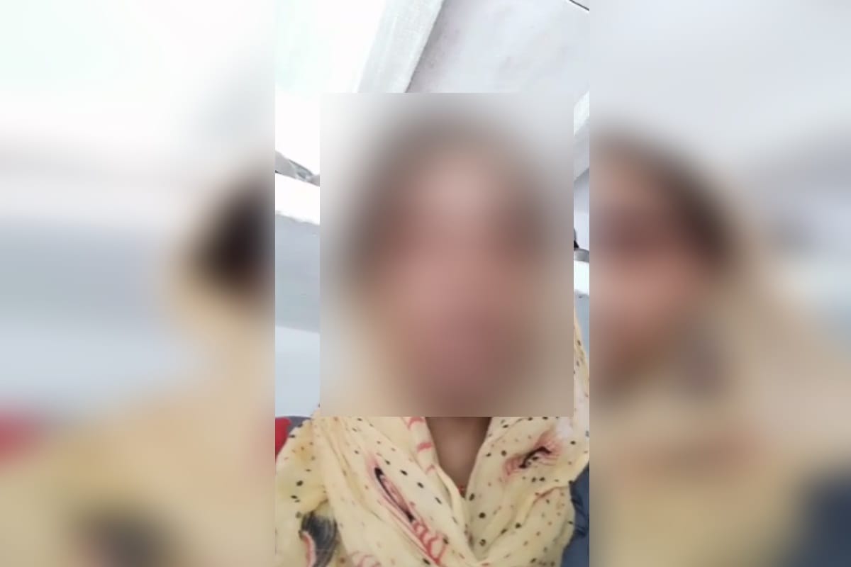 Two girls insisted on living together and ruckus by family members in Baghpat of Uttar Pradesh