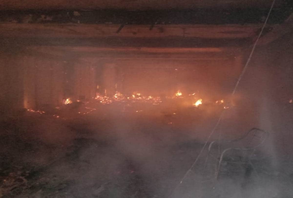 fire broke out in banquet hall and shop of paint in lucknow