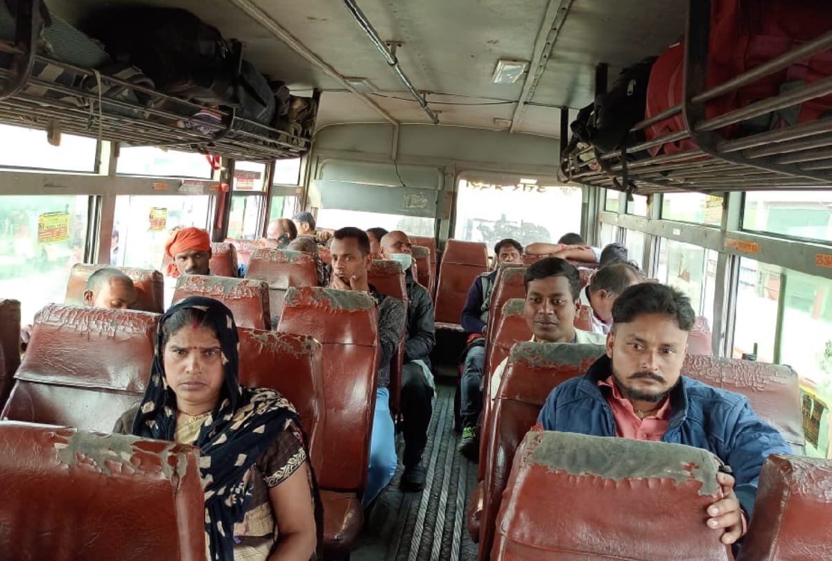 People negligence mask and social distancing after high court order on Corona virus