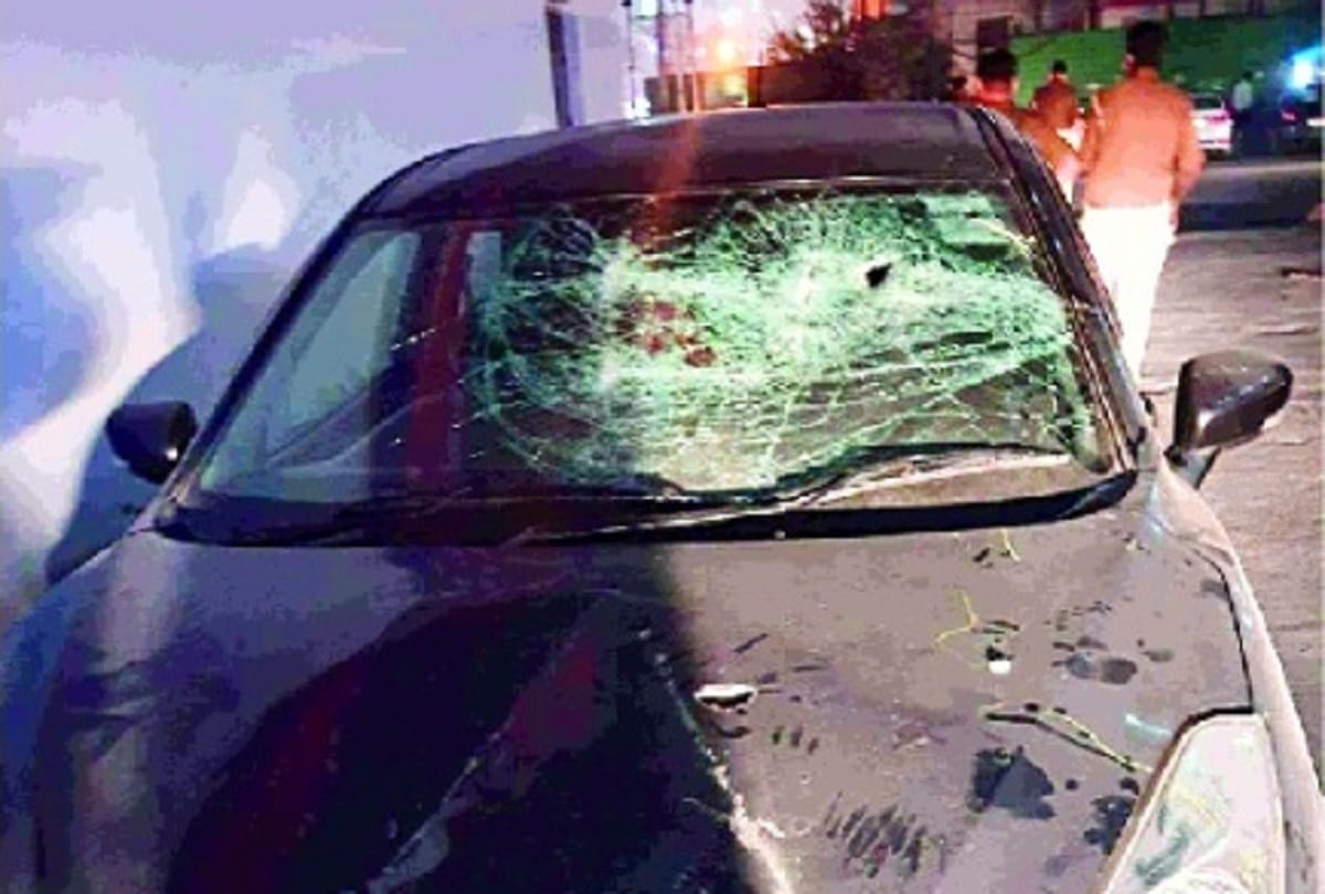Noida Sector 18 woman beaten by bouncers in parking area in a normal argument