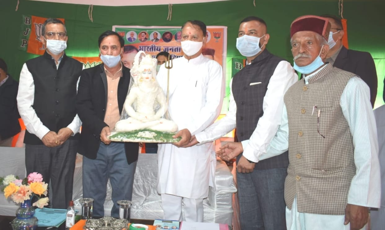 jal shakti minister inaugrated six water scheme in chuwari chamba