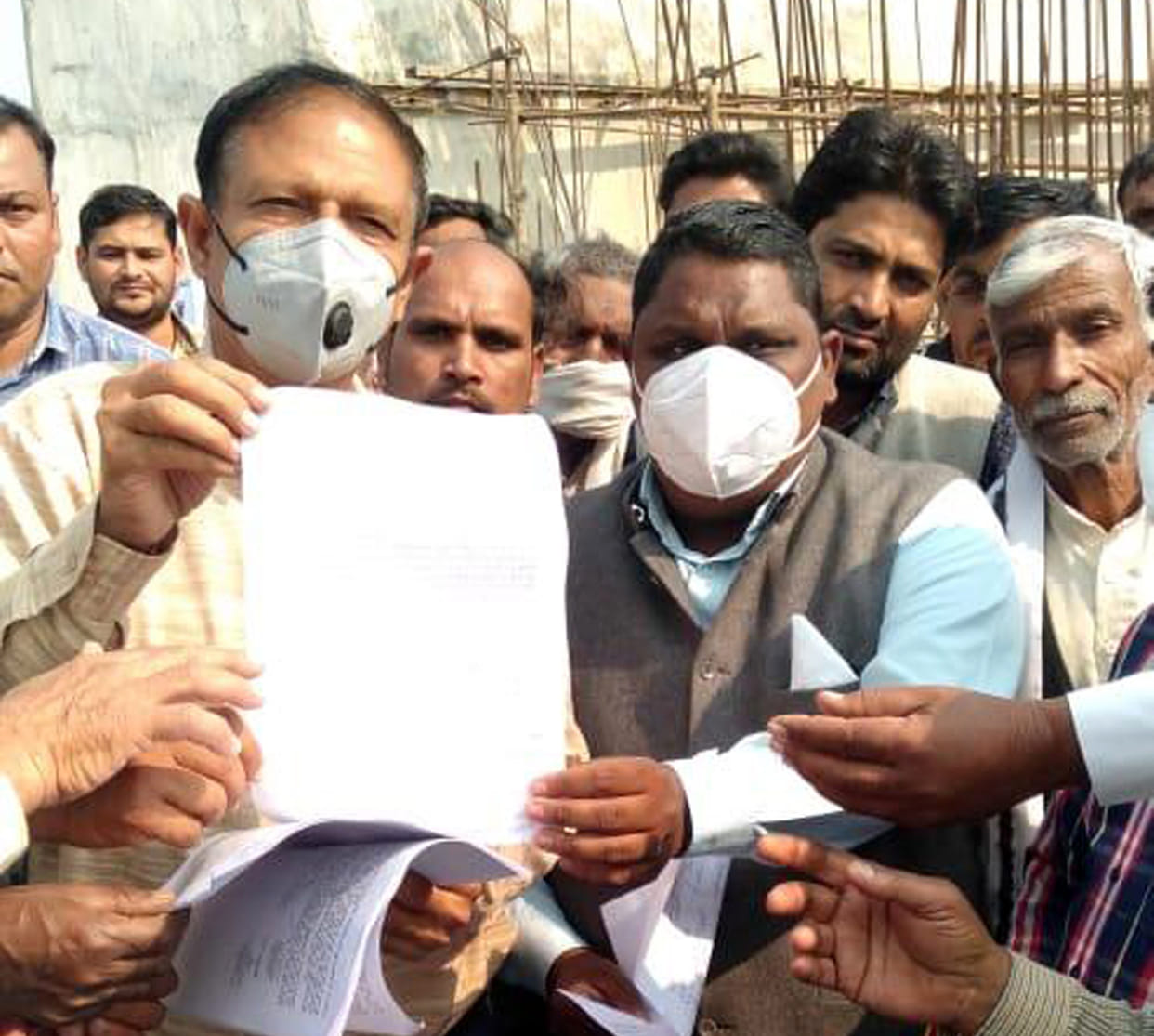 Farmers stopped the work of Dedicated Freight Corridor