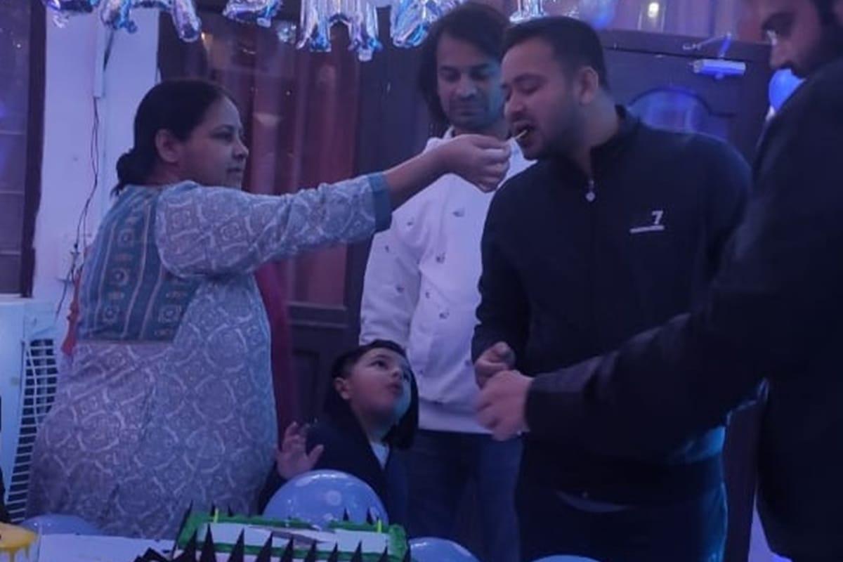 Tejashwi Yadav Birthday, Rjd Leader Celebrating 31st Birthday Today Party Urge Supporters To Stay At Home