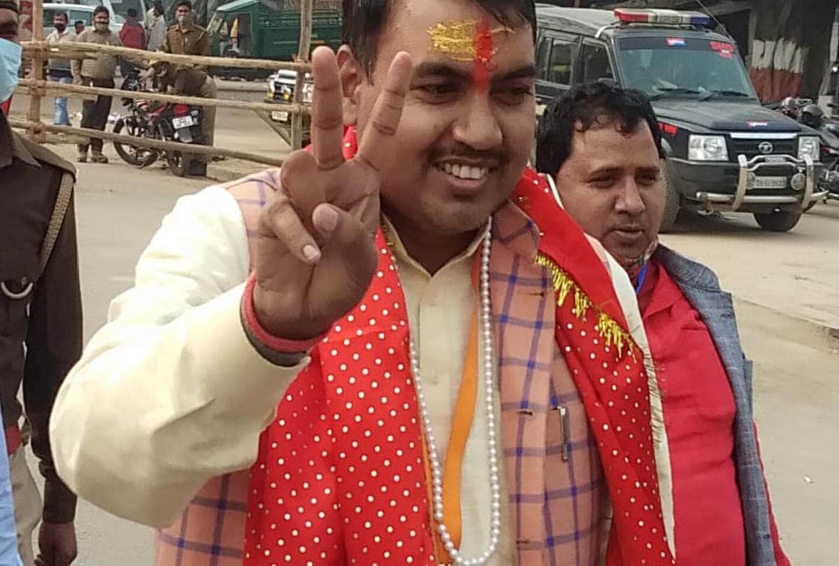 भाजपा प्रत्याशी उपेंद्र पासवान