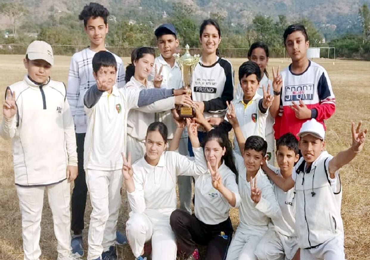 Atharva XI wins cricket trophy