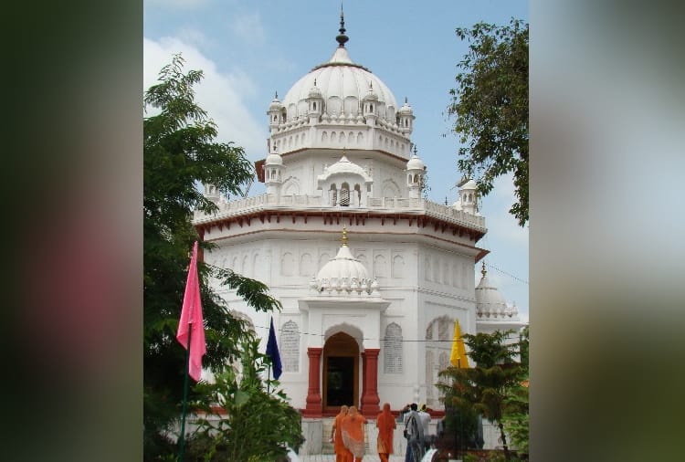 Battle of Saragarhi : Statue of Havildar Ishar Singh will install in England