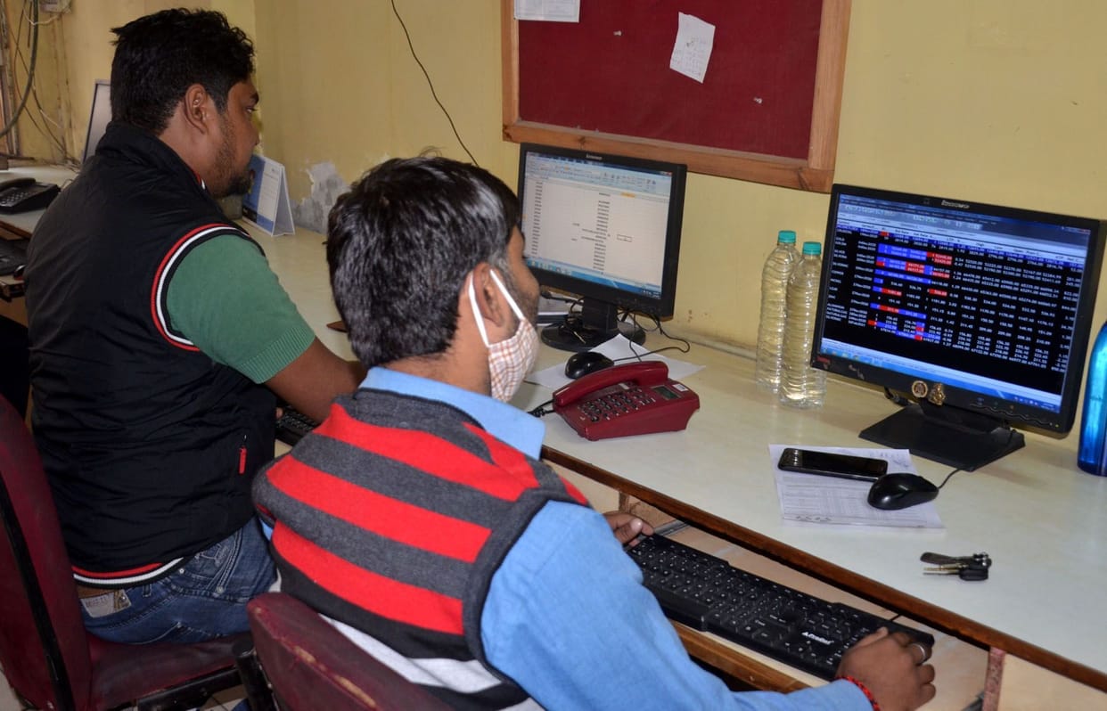 Aligarh invests 2200 crores in mutual funds and stock market