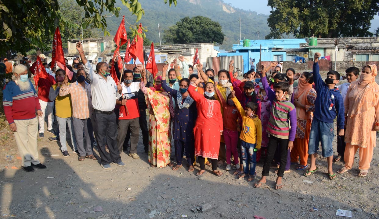 People of railway colony agitated on closing the road, accusing dictatorship of railway administration
