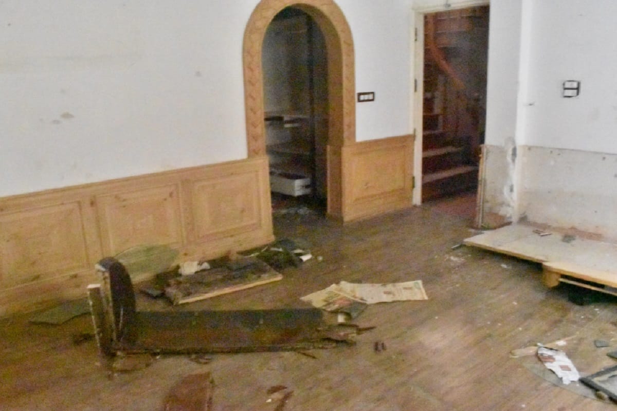 Amar Ujala Special Report: The luxurious Kothi of criminal Badan Singh Baddo is deserted in Meerut
